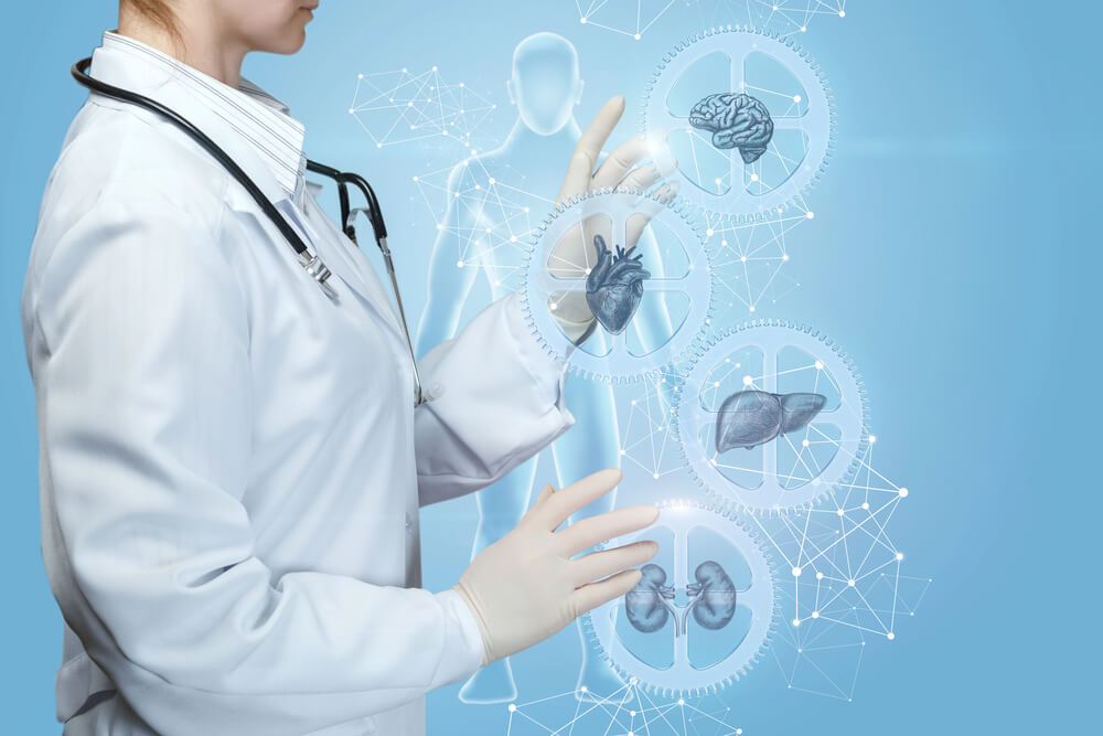 Schéma de réflexologie plantaire détaillé montrant les points de pression et leur lien avec les organes pour un traitement thérapeutique efficace.